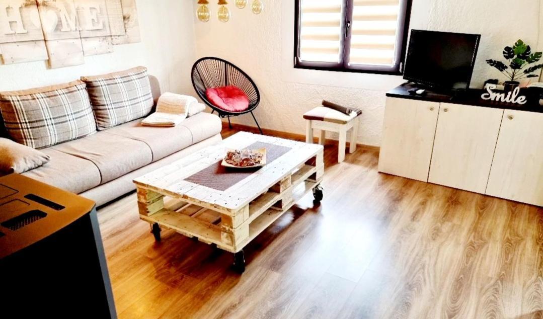 Apartman Malia - Nice&Cozy Ðurđevac Eksteriør billede